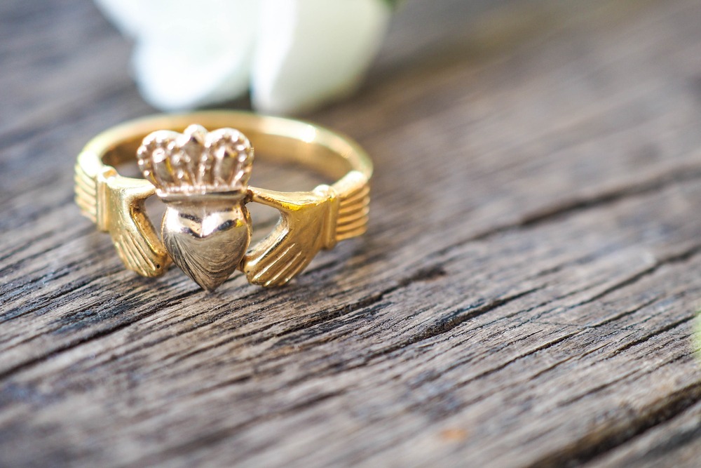 What Is a Dowry Ring? A Complete Guide to Its Meaning, Tradition, and Significance