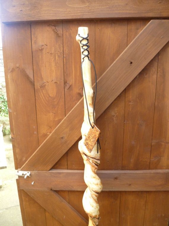 Willow Wood Staff: A Timeless Tool for Wizards and Adventurers