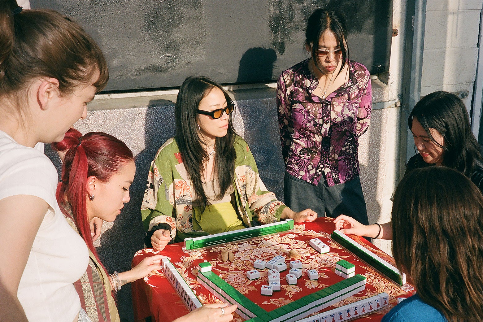 Mahjong Parlor: The Game That Brings Fun and Frustration