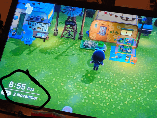 Holly Starts Animal Crossing: How to Enjoy the Game Without Getting Stuck