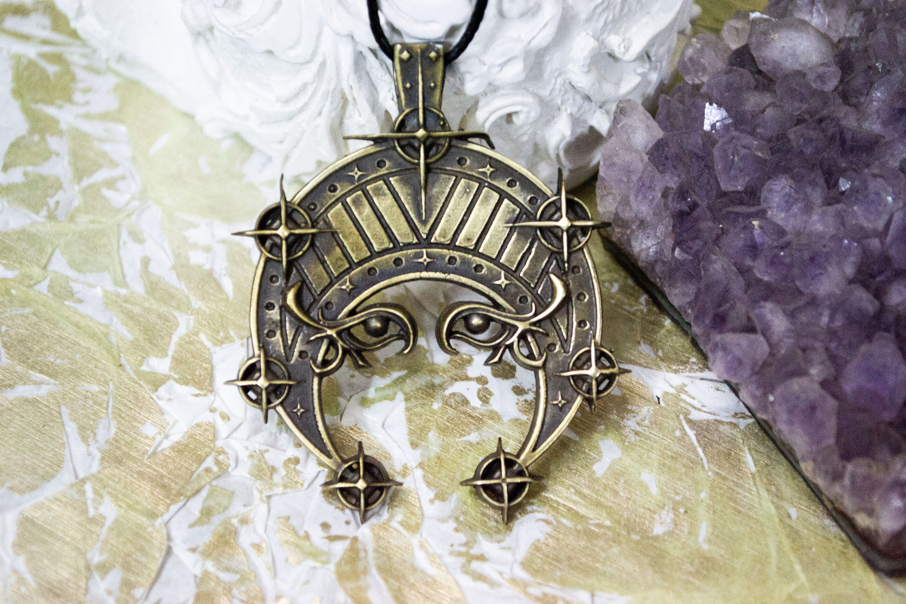 Discover the Mystical Power of Selune Necklace: A Must-Have for Every RPG Enthusiast