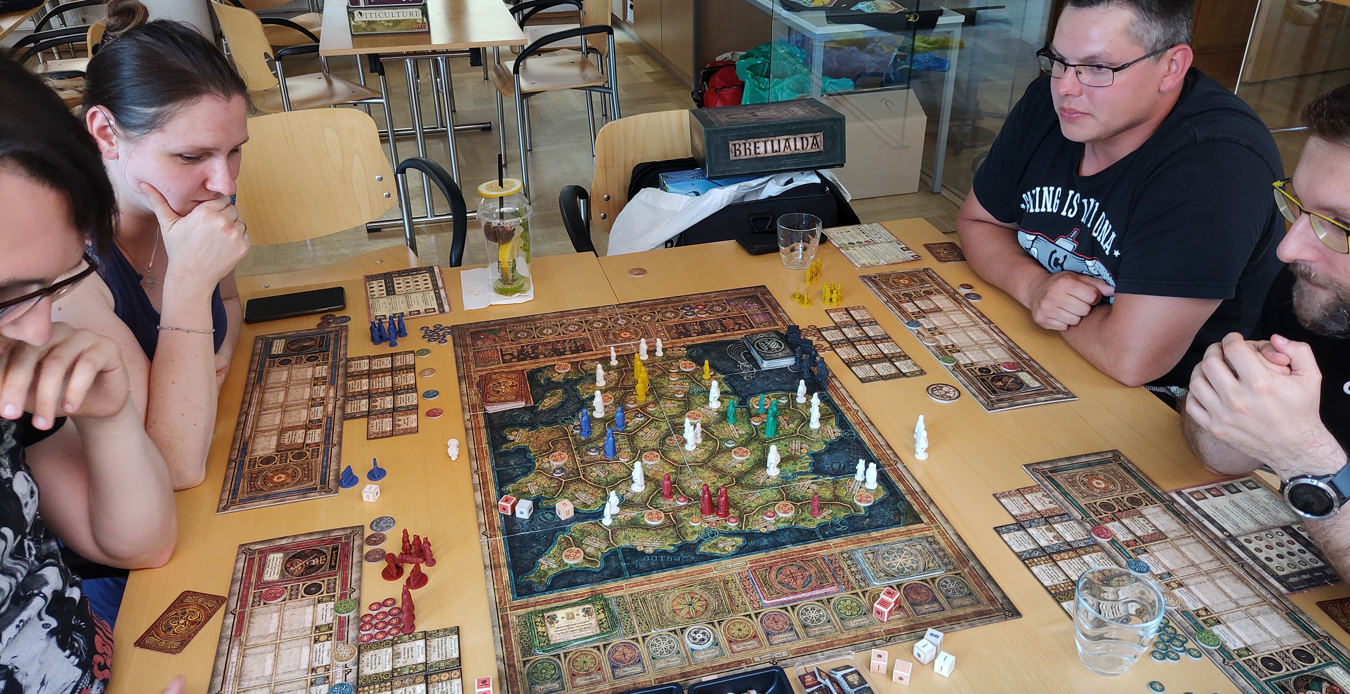 ealdorman board game: A Fun Game with Some Problems