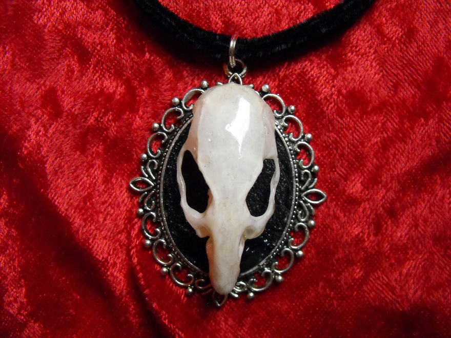 Animal Bone Jewelry: A Unique Trend in Gaming